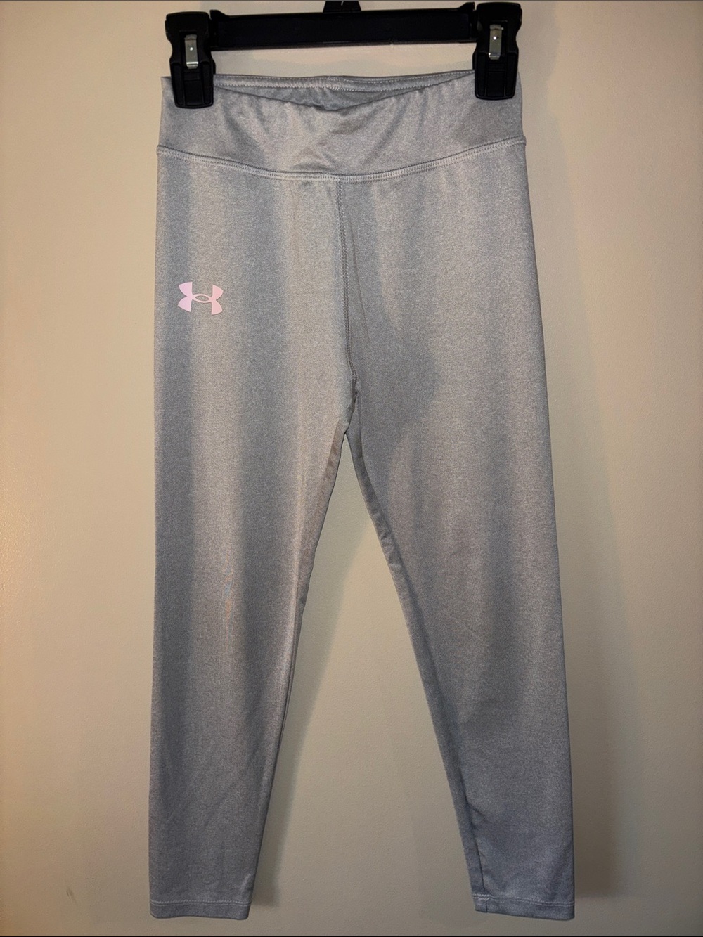 Under Armour Girls Light Gray Leggings with Pink Logo